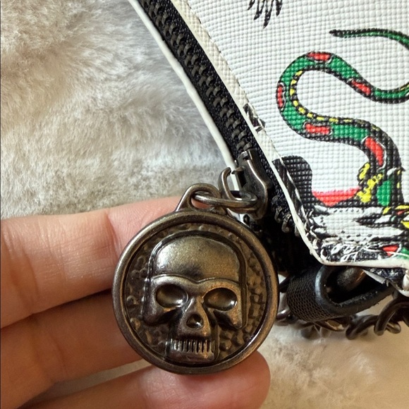 ED HARDY Tattoo Satchel And Shoulder Bag White NWT Love Kills Slowly ☠️🌹🦅🐅 - Picture 8 of 10